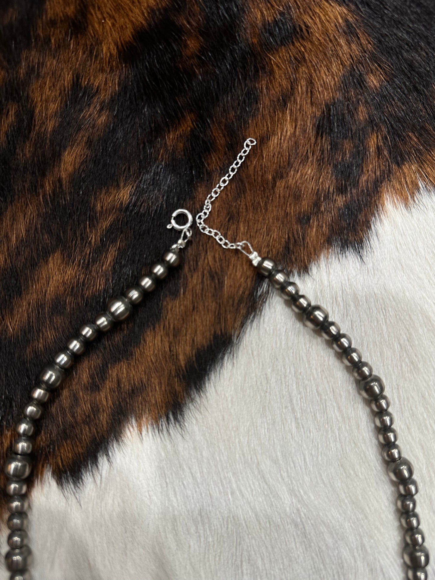 Graduated Kingman Heart Necklace