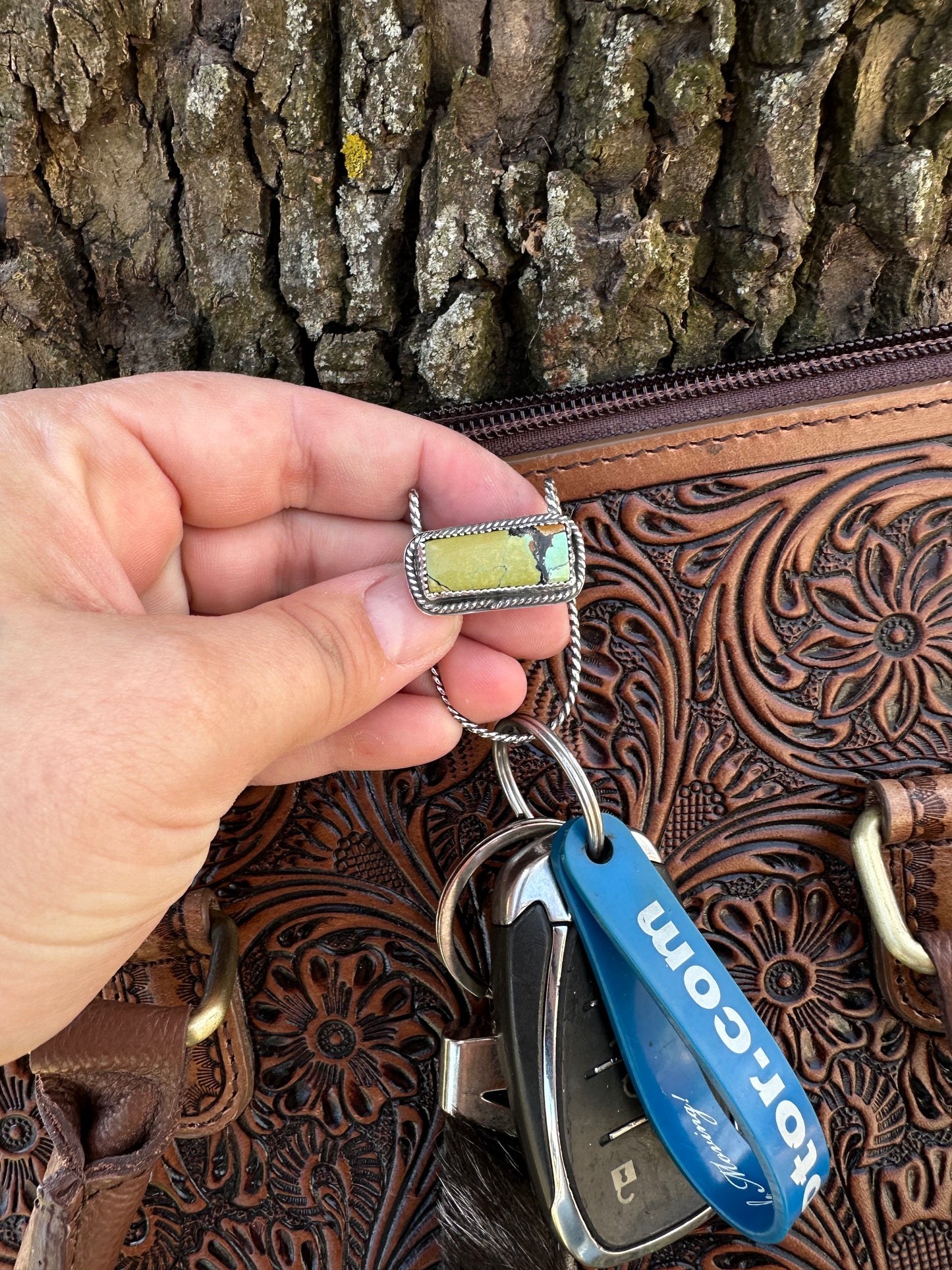 Hubei Bar Keychain